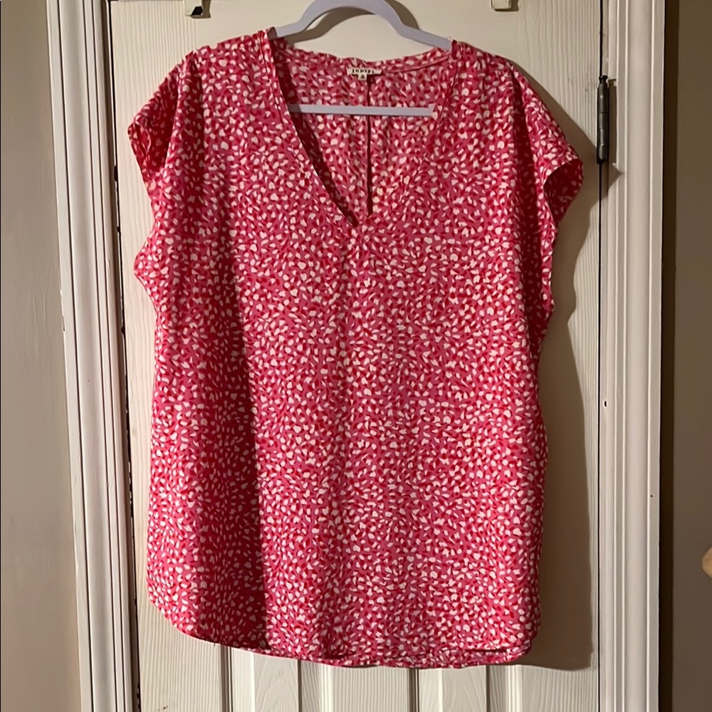 JODIFL Pink and White V-Neck Blouse